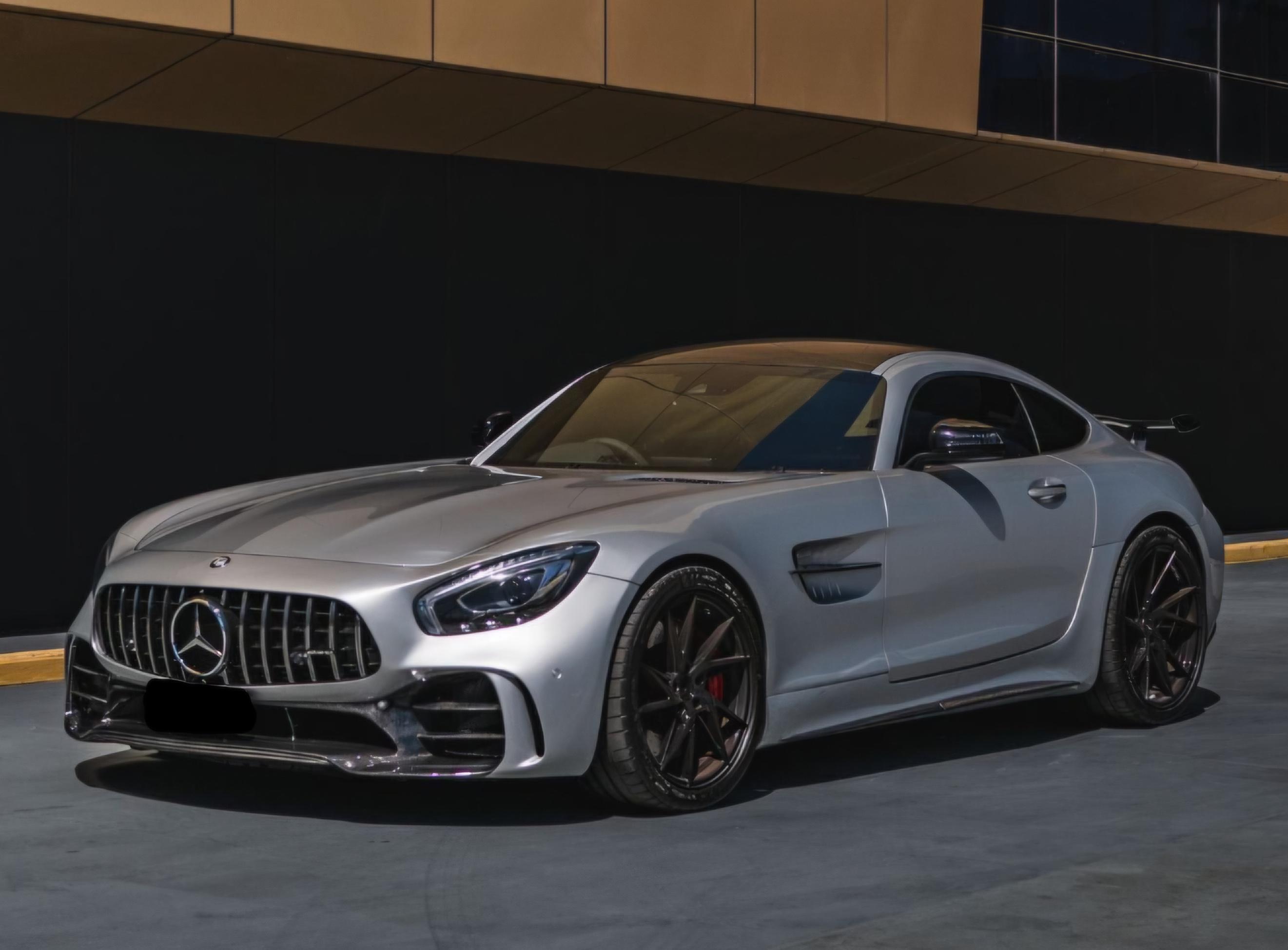 Mercedes GTS